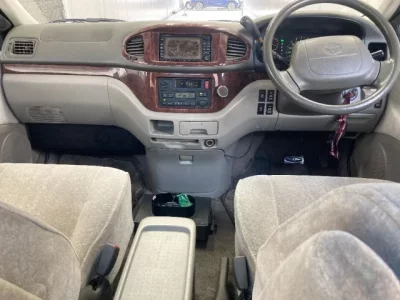 Toyota HIACE REGIUS