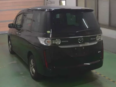 Mazda BIANTE