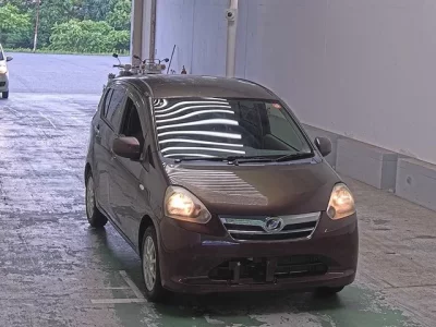 Daihatsu MIRA E S
