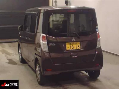 Mitsubishi EK SPACE
