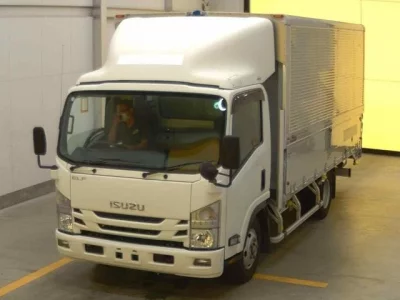 Isuzu ELF