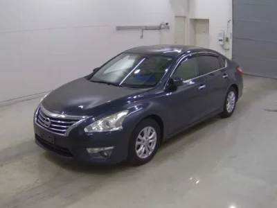 Nissan TEANA