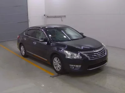 Nissan TEANA