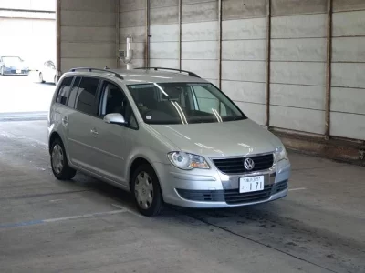 Volkswagen GOLF TOURAN