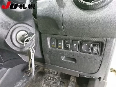 Nissan AD