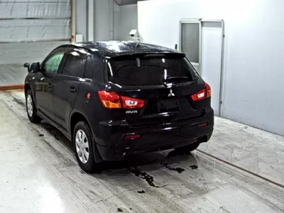 Mitsubishi RVR