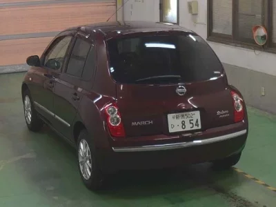 Nissan MARCH