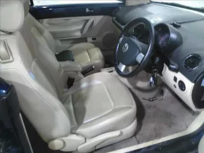 Volkswagen NEW BEETLE