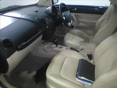 Volkswagen NEW BEETLE