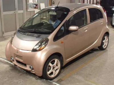 Mitsubishi I