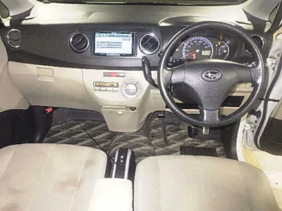 Subaru LUCRA