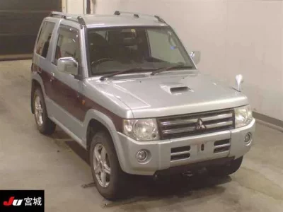 Mitsubishi PAJERO MINI