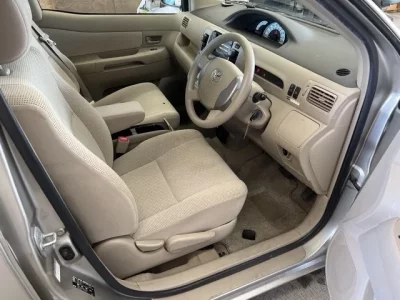 Toyota RAUM
