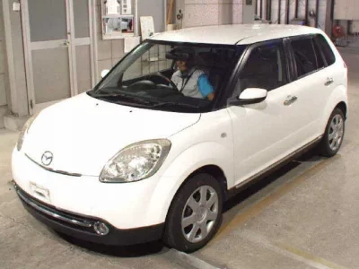 Mazda VERISA