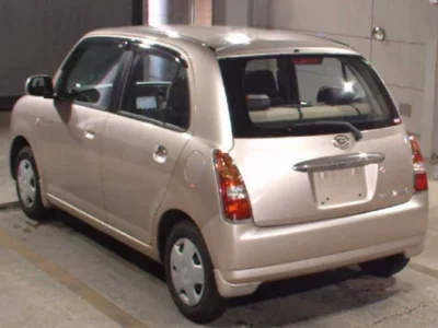 Daihatsu MIRA