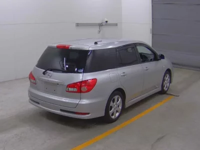 Nissan WINGROAD