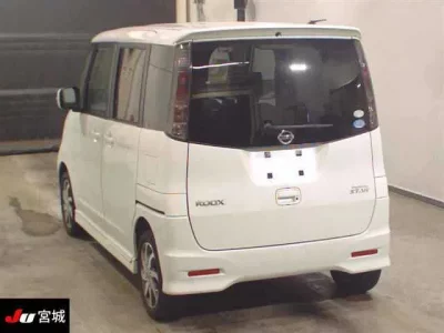 Nissan ROOX