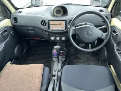 Daihatsu Esse