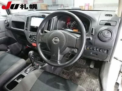Nissan AD