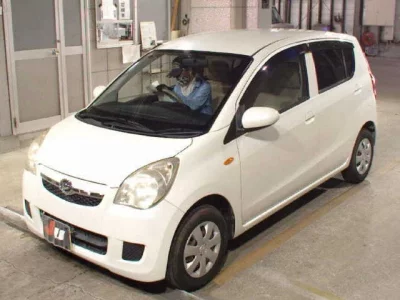 Daihatsu MIRA