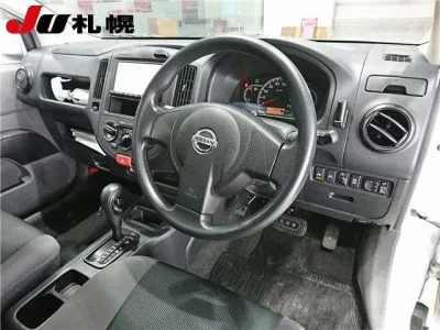 Nissan AD