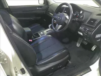 Subaru LEGACY B4