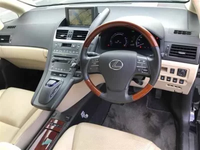 Lexus HS