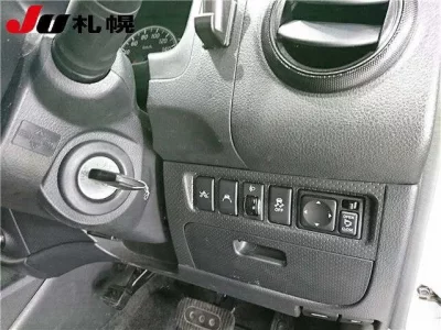 Nissan AD