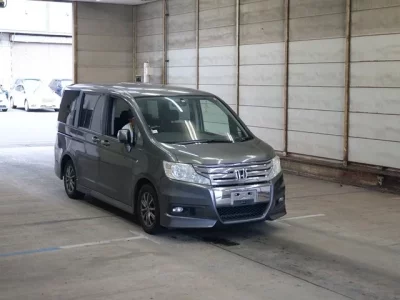 Honda STEP WAGON