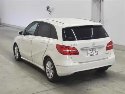 Mercedes-Benz B CLASS