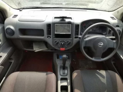 Nissan AD