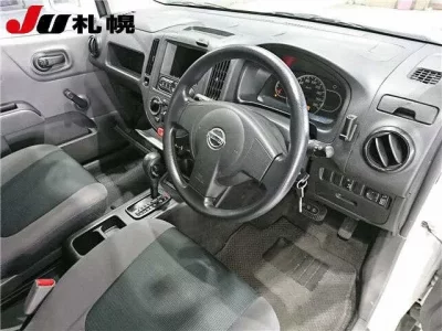 Nissan AD