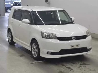 Toyota COROLLA RUMION