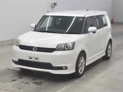 Toyota COROLLA RUMION