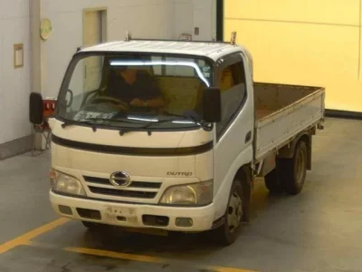 Hino DUTRO