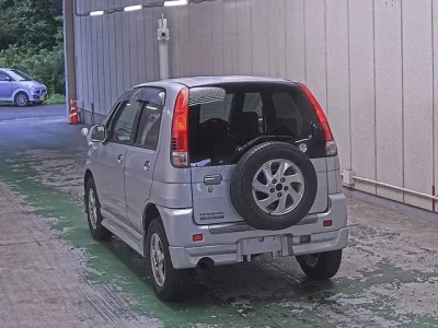 Daihatsu TERIOS KID