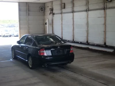 Subaru LEGACY B4