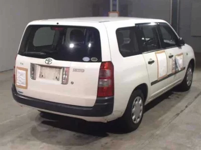 Toyota SUCCEED
