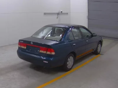 Nissan SUNNY