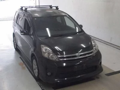 Toyota ISIS