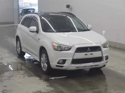 Mitsubishi RVR