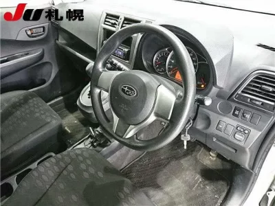 Subaru TREZIA
