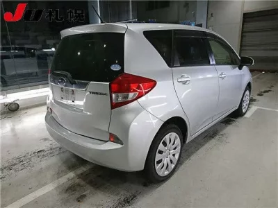 Subaru TREZIA