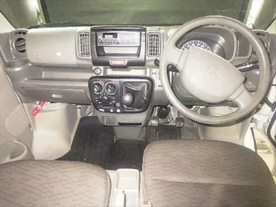 Mitsubishi MINICAB VAN
