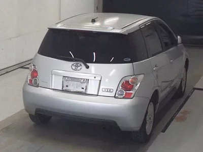 Toyota IST