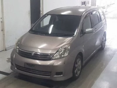 Toyota ISIS