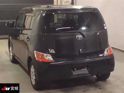 Toyota BB