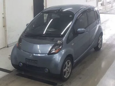 Mitsubishi I