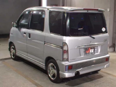 Daihatsu Atrai Wagon