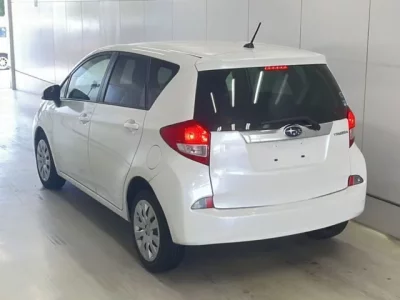 Subaru TREZIA